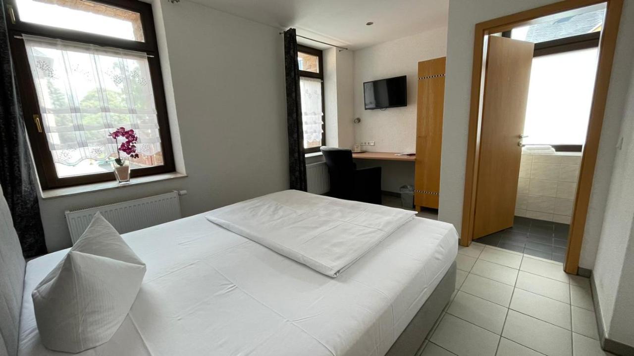 Avenue Das Gaestehaus Chemnitz Esterno foto